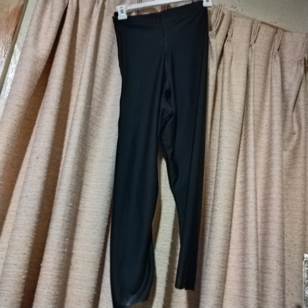 Marena after surgery compression garment-Med. Below the knee. Worn once!